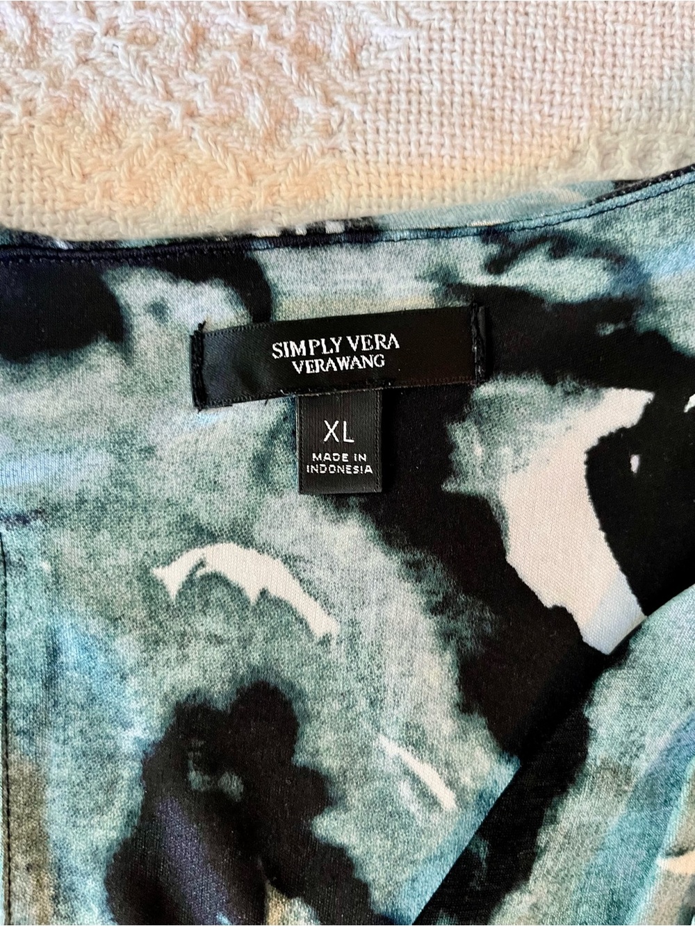 Vera Wang Black & Pale Blue Abstract High-Low Maxi Dress with V-Neck & Cutout - Picture 5 of 10